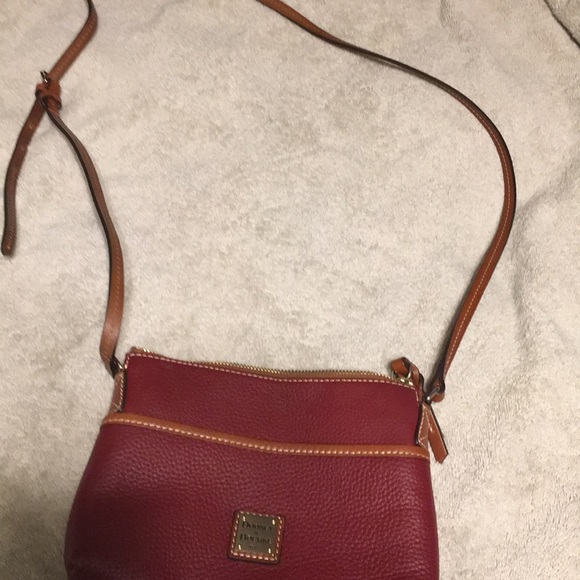 Dooney & Bourke Handbags - Dooney and Bourke purse